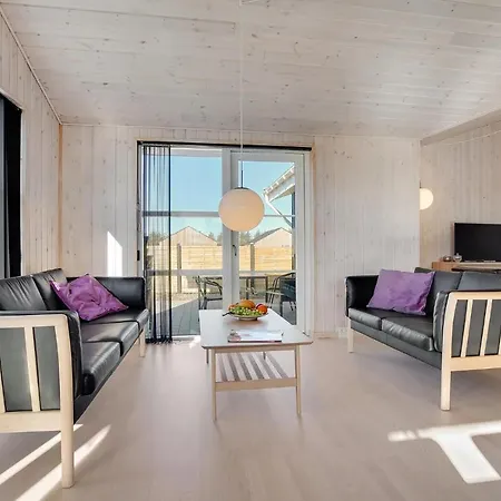 Schönes Haus In Mit Sauna Løkken