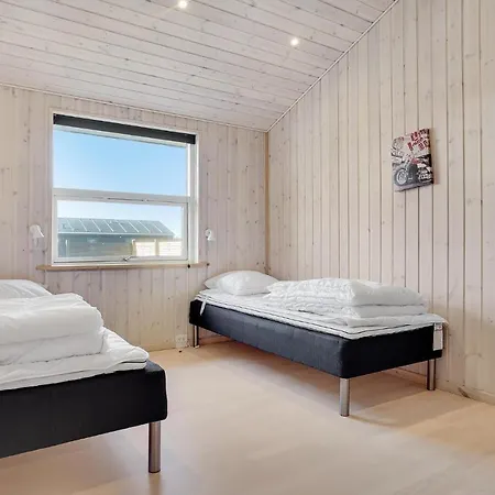 In With Sauna